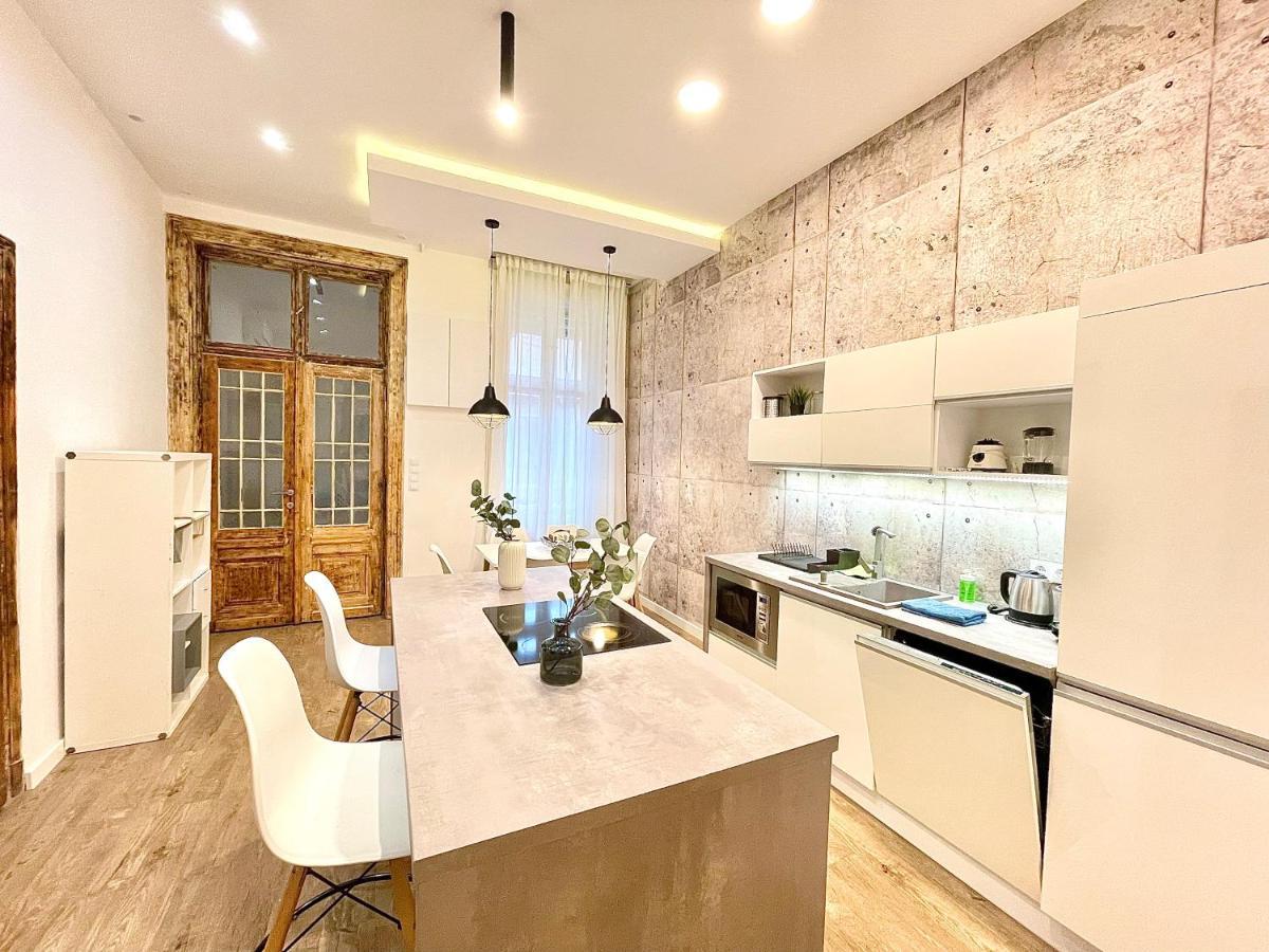 Dream Design Apartment - 3 Bedrooms & Finn Sauna Budapest Exterior foto